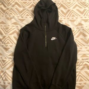 Quarter-Zipper Nike Sweatshirt